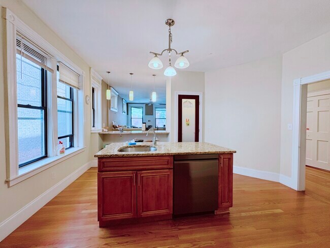 Photo - 184 Saint Paul St Unidad 5