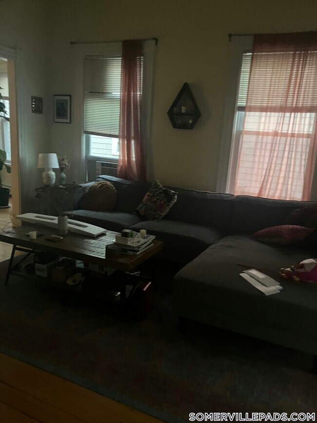 Photo - 547 Broadway Unidad 1