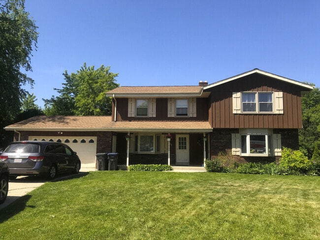 Building Photo - 2711 Albany Ct Rental