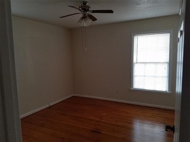 Photo - 1401 W Lovers Ln