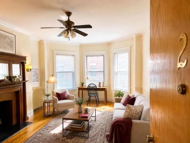 Photo - 871 Beacon St Unit 2