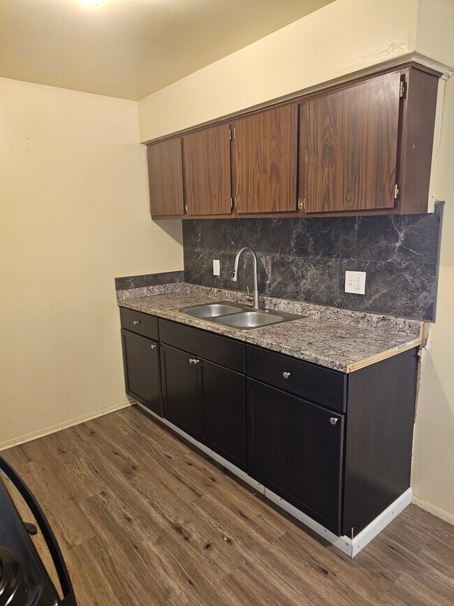 Dolson Arms Apartments