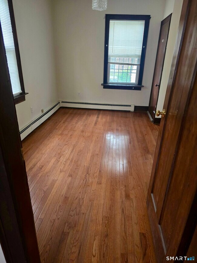 192 Dwight St Unit 192-1