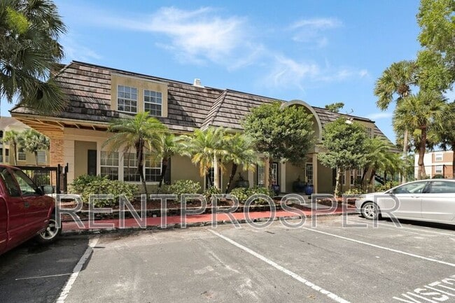 Photo - 4022 Versailles Dr Unit #C
