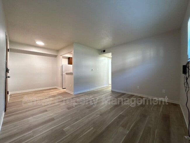 1115 N College Dr