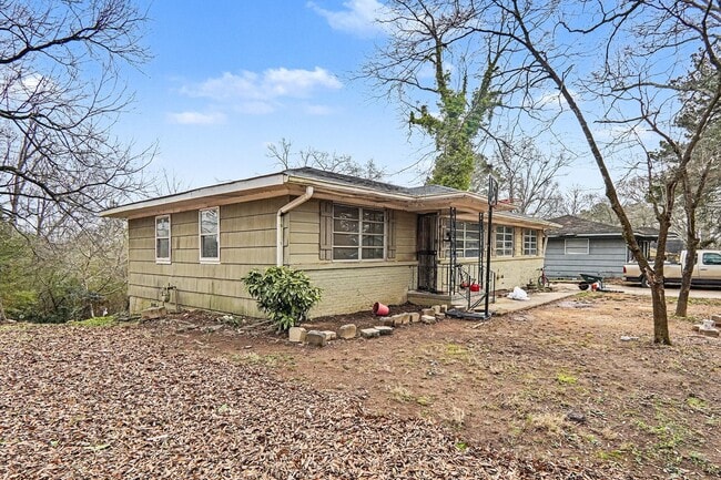 Photo - 1147 Oakley Dr