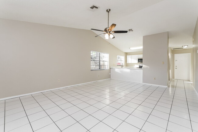 Photo - 3172 Burlington Dr