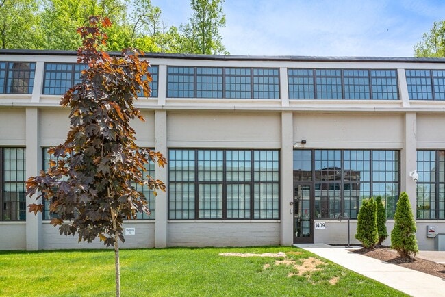Building Photo - Renovated 100+ year old industrial factory... Rental