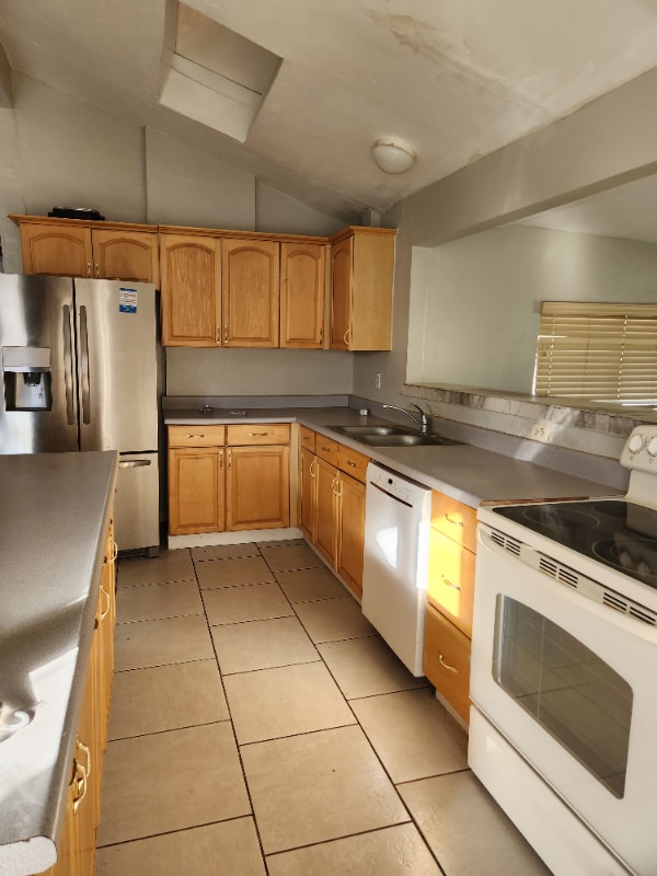 Photo - 2601 S Portia Ave