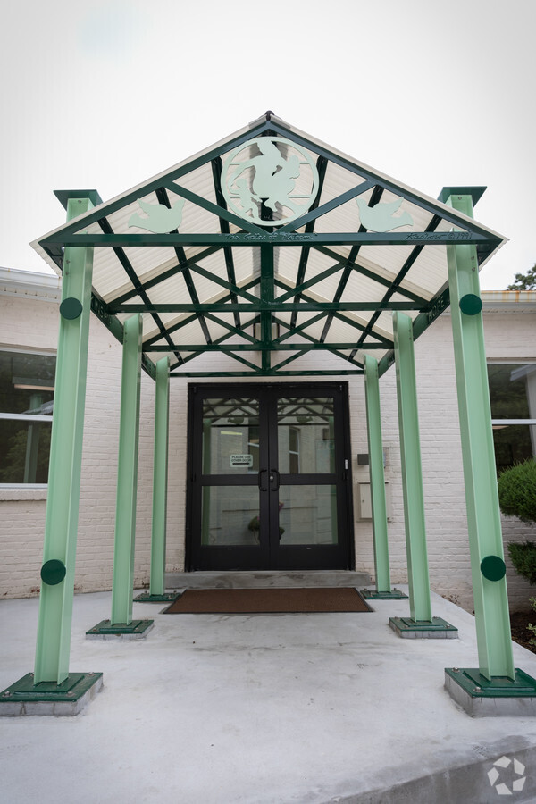 Building Photo - Crossway Community Unit 202 Rental