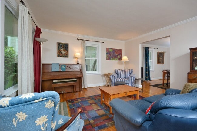 Photo - Furnished! Highly Desirable Trinity Park