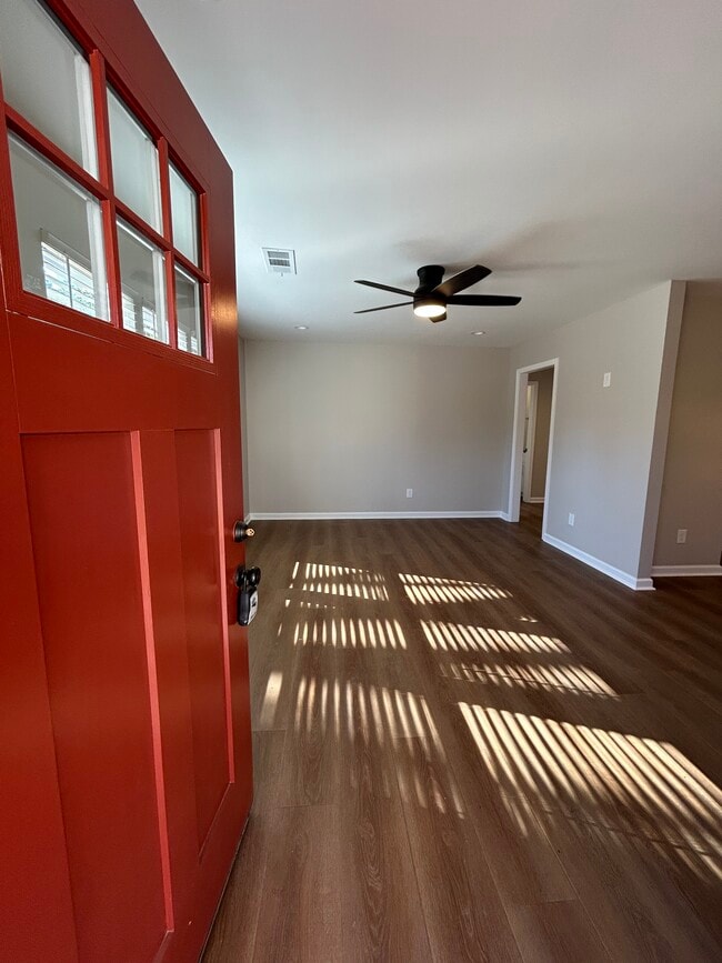 Photo - 1226 Beechview Dr SE