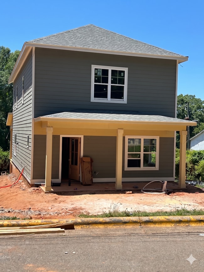 Photo - 4 Bedroom New Construction, 1 mile from Campus and Downtown