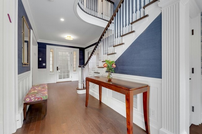 Photo - 292 Maple St