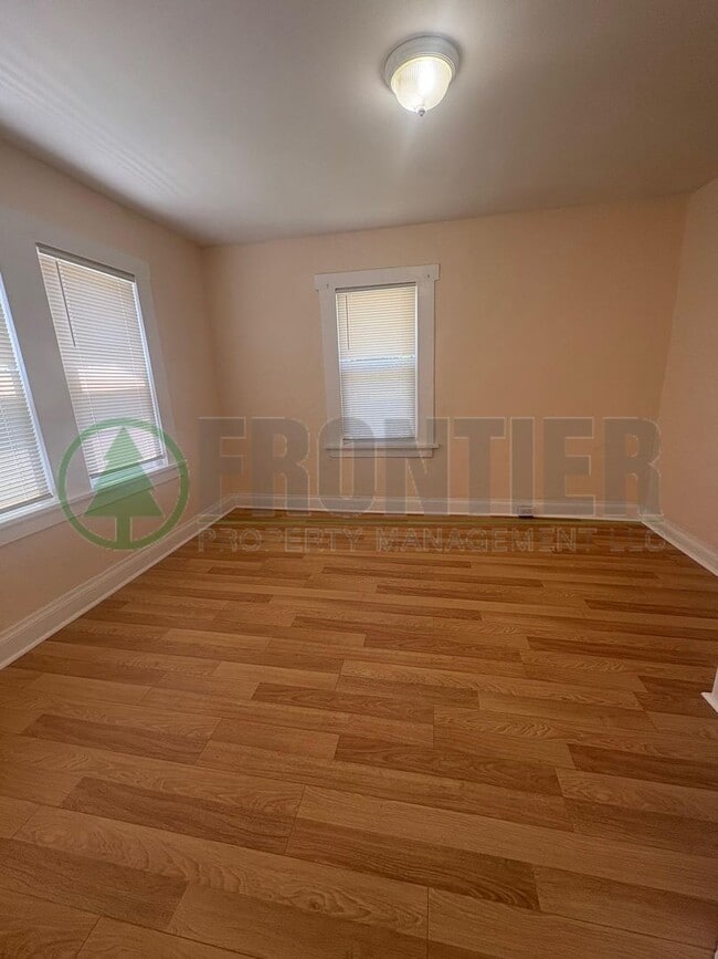 Photo - Charming 2Bed 1 Bath Home  Perfect for Families, Accepts Section 8/Housing Vouchers!