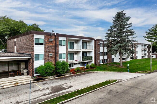 Olympik Village Apartments