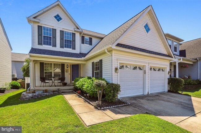 Photo - 1505 Avennel Way House