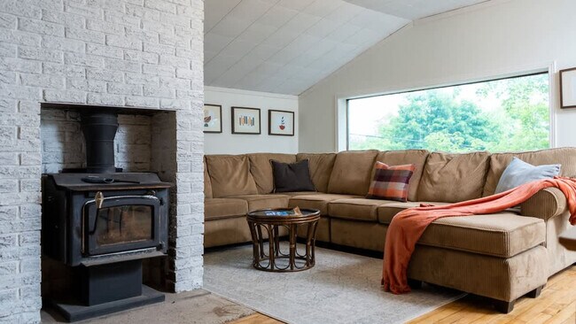 Building Photo - 2585 County Rd 36