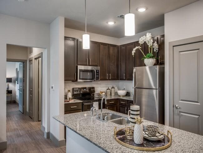 Photo - 1 bedroom in Dallas TX 75237 Unit # 53