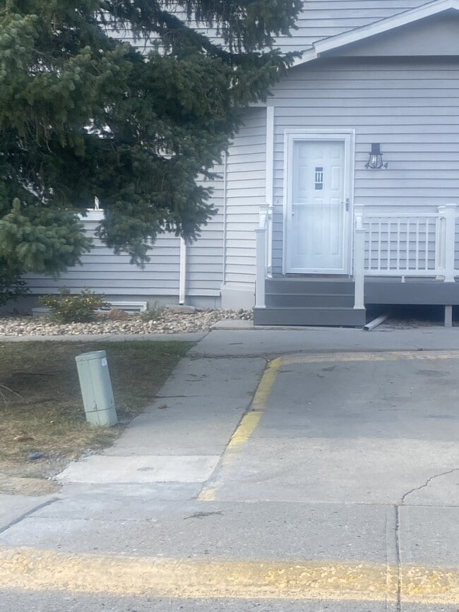 Building Photo - 4324 Coffman Ct Unit 4324