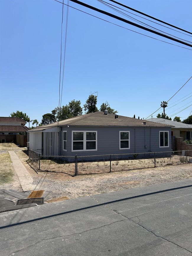 Photo - 7041 Stanford Ave House