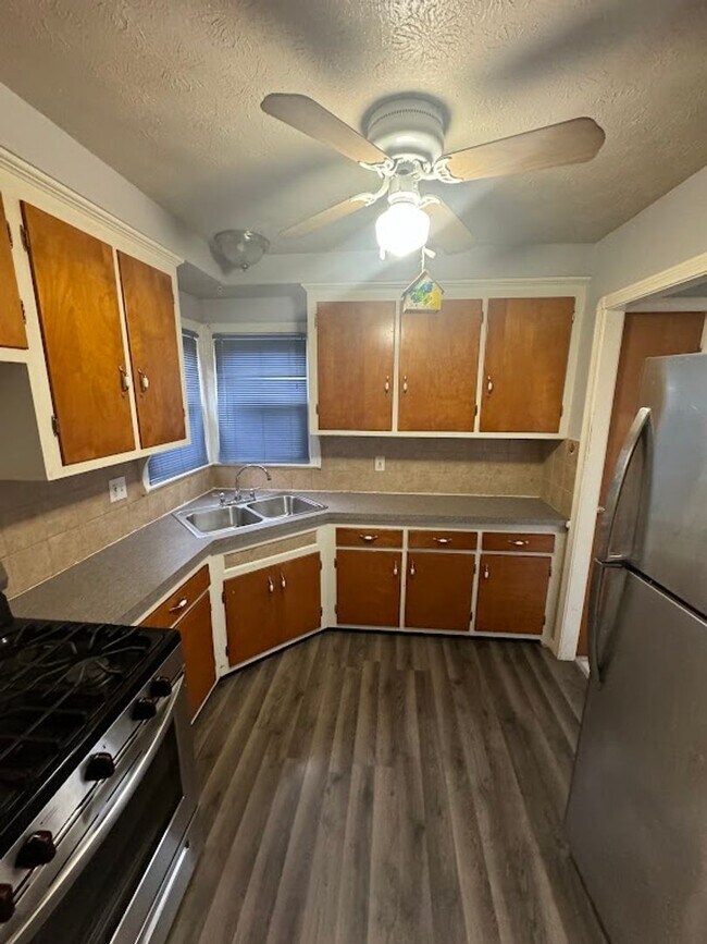 Photo - Parma 3-Bed 2 Bath Bungalow - Available Now!