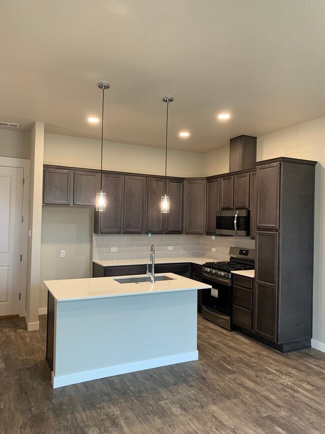 Photo - 4120 S Park Dr