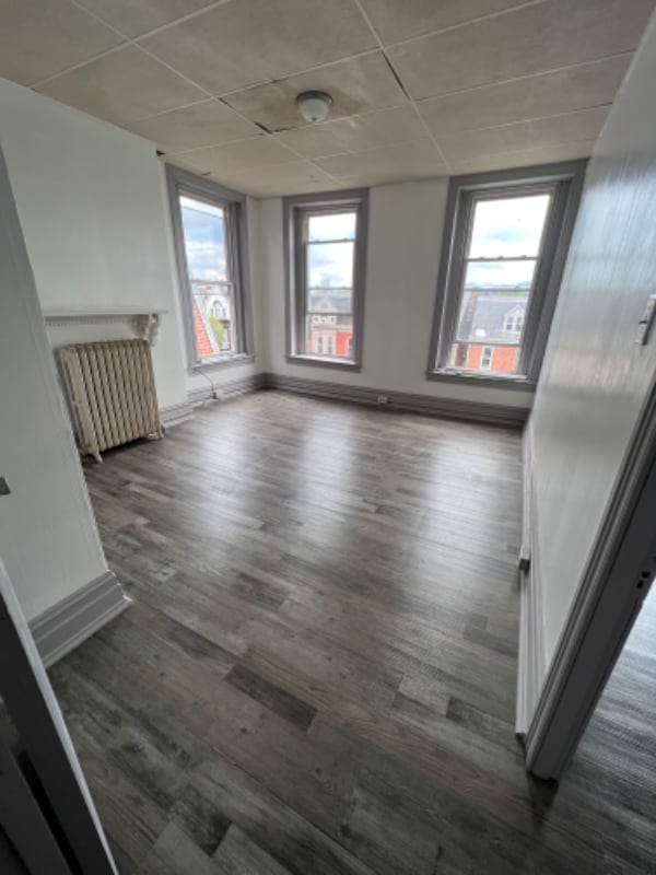 Photo - 631 W Market St Unit 3rd Floor