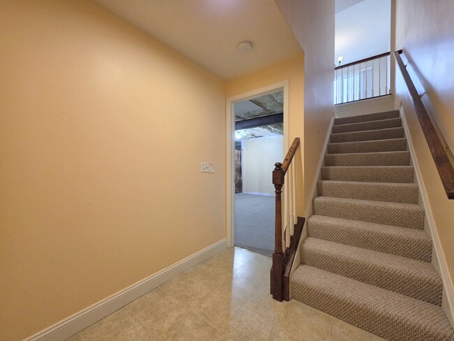 Photo - 214 Sagamore Hl