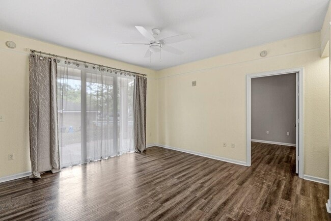 Photo - 2801 Chancellorsville Dr