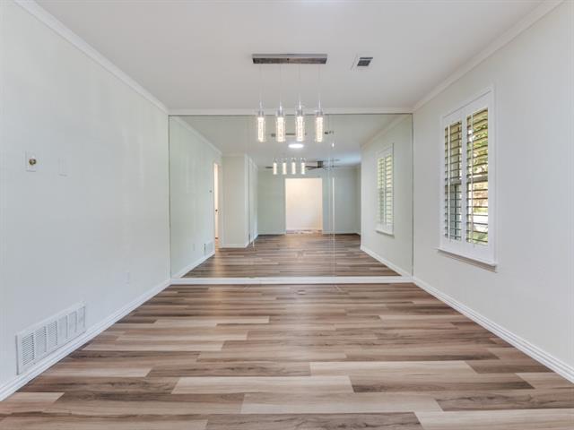 Photo - 2714 Carriage Ln