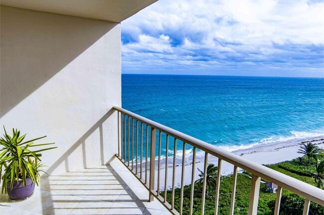 Photo - 1021 Hillsboro Mile Unit 1102