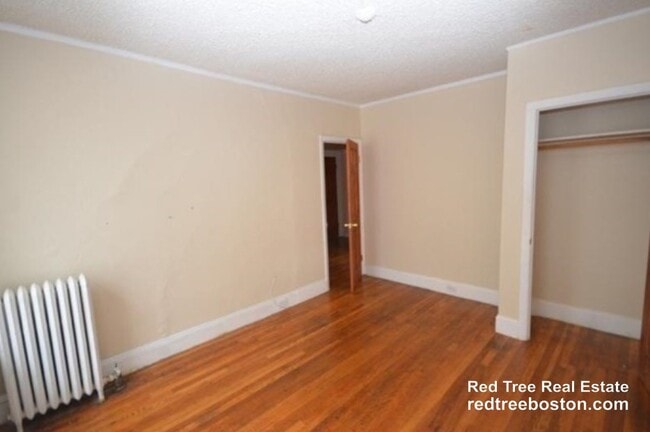 Photo - 244 Kelton St Unit 3
