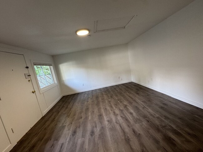 Photo - 820 S Donovan St Unit B
