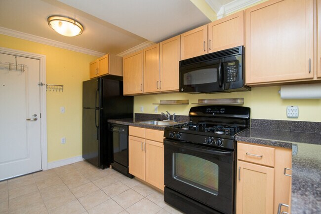 Photo - 800 4th St SW Unit S406