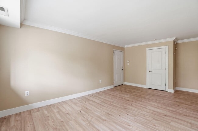 Photo - 2841 Gainesville St SE Unit 201