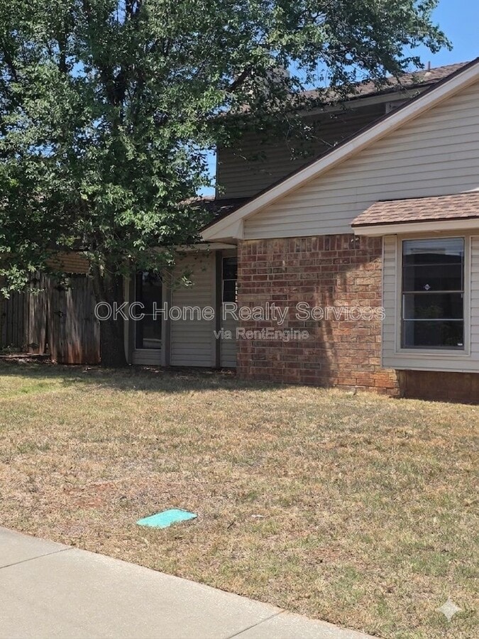 Photo - 6713 Lyrewood Ln