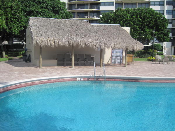 Photo - 859 Jeffery St Unit 208