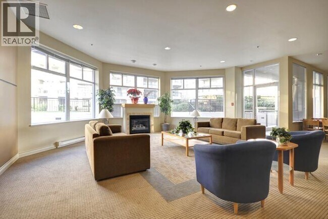 Photo - 8460 Granville Ave Unité 305