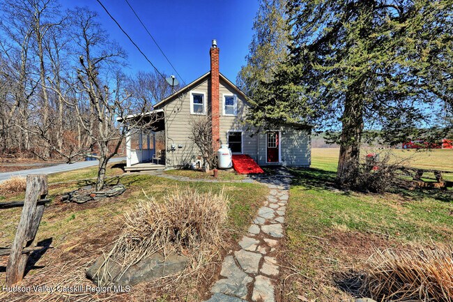 Photo - 101 Garcia Ln