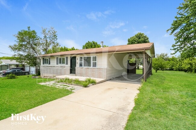 110 Robert Dr