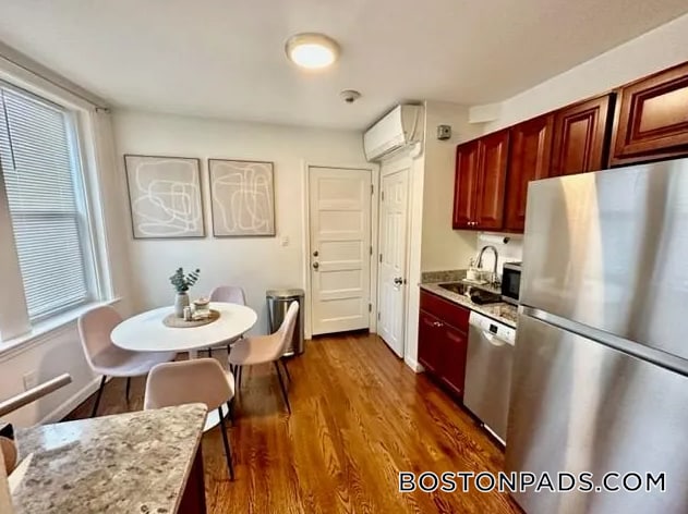 Photo - 4 Garden Ct St Unit 2C