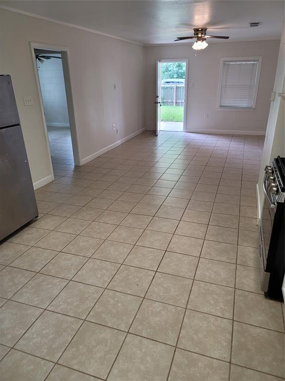 Photo - 904 Chote Ave