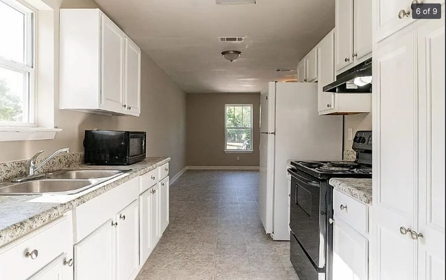 Photo - 3288 Rainwood Dr