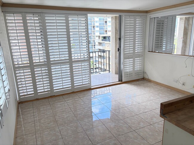 Photo - 1bd/1ba/1pkg - FAIRWAY VILLAS Unidad 1102