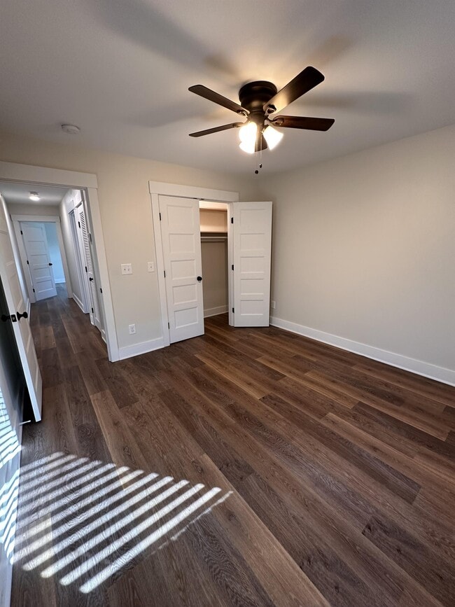 Photo - 250 N Forest Ave