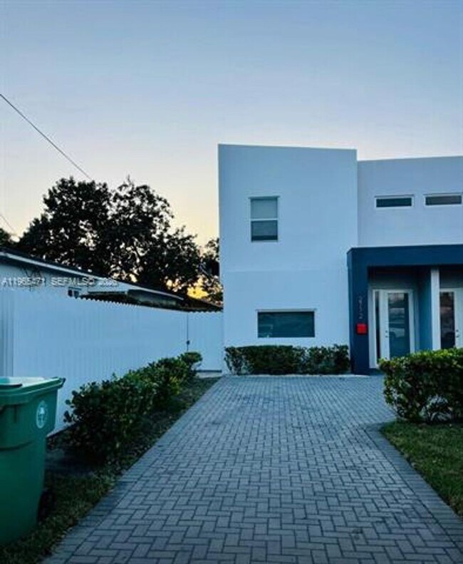 Photo - 2772 SW 31st Ct