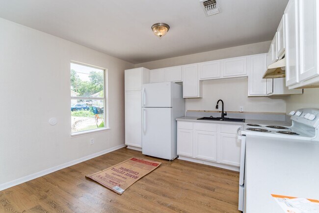 Photo - 3-Bedroom Duplex