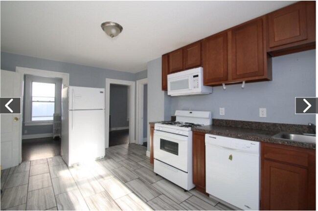 Photo - 54 Kensington St Unit 2nd Fl