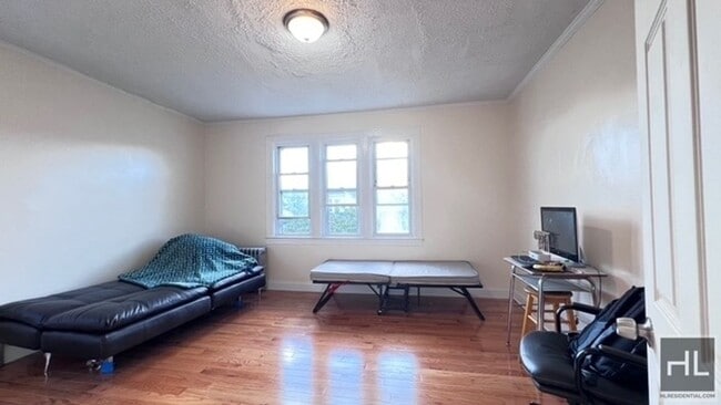 Photo - 101-53-101114 114th St Unidad 2